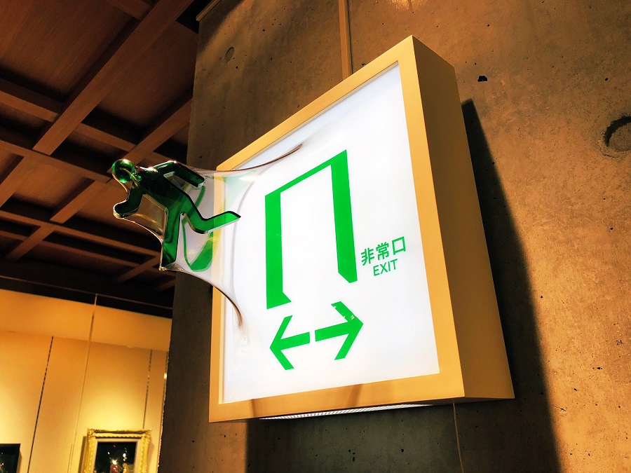 高玩打造独特创意艺术模型 日常平面小人飞出画面